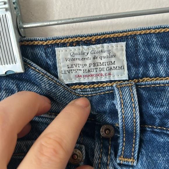 Levi’s Ribcage Boot cut Jeans in Medium Blue Wash size 24 button fly high rise - Picture 5 of 8